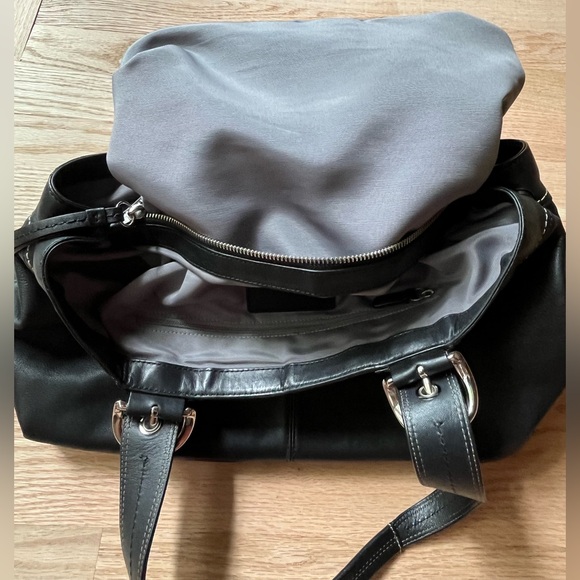 Authentic COACH Soho Large Black Pleated Tote / Shoulder Bag - Picture 8 of 13